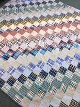 Load image into Gallery viewer, Keepsake Quilt